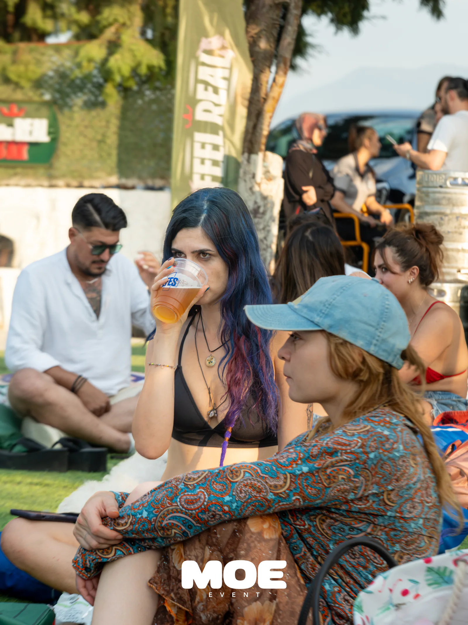 Summer Heat festival alanında katılımcılar ve etkinlik atmosferi