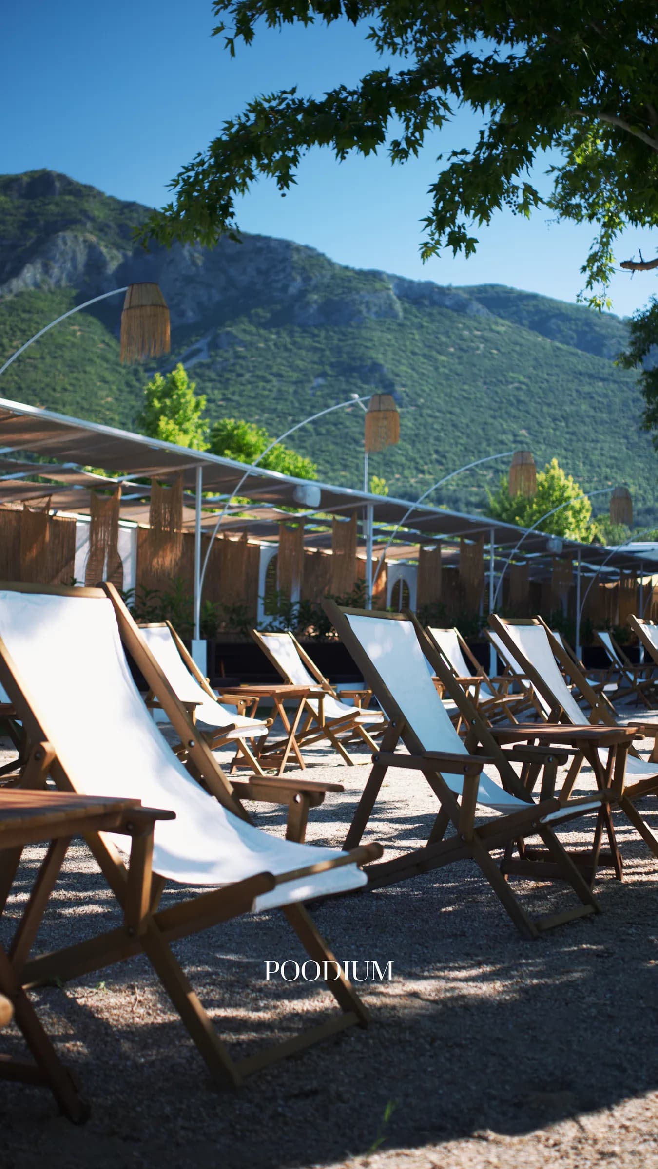 Poodium Restaurant Pup Lounge için havuz, lounge ve dış mekan atmosfer çekimi
