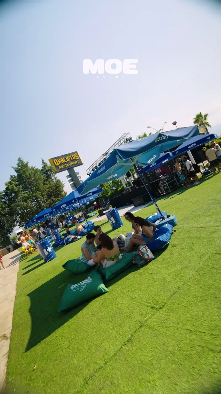Summer Heat'ten dikey bir klibin karesi